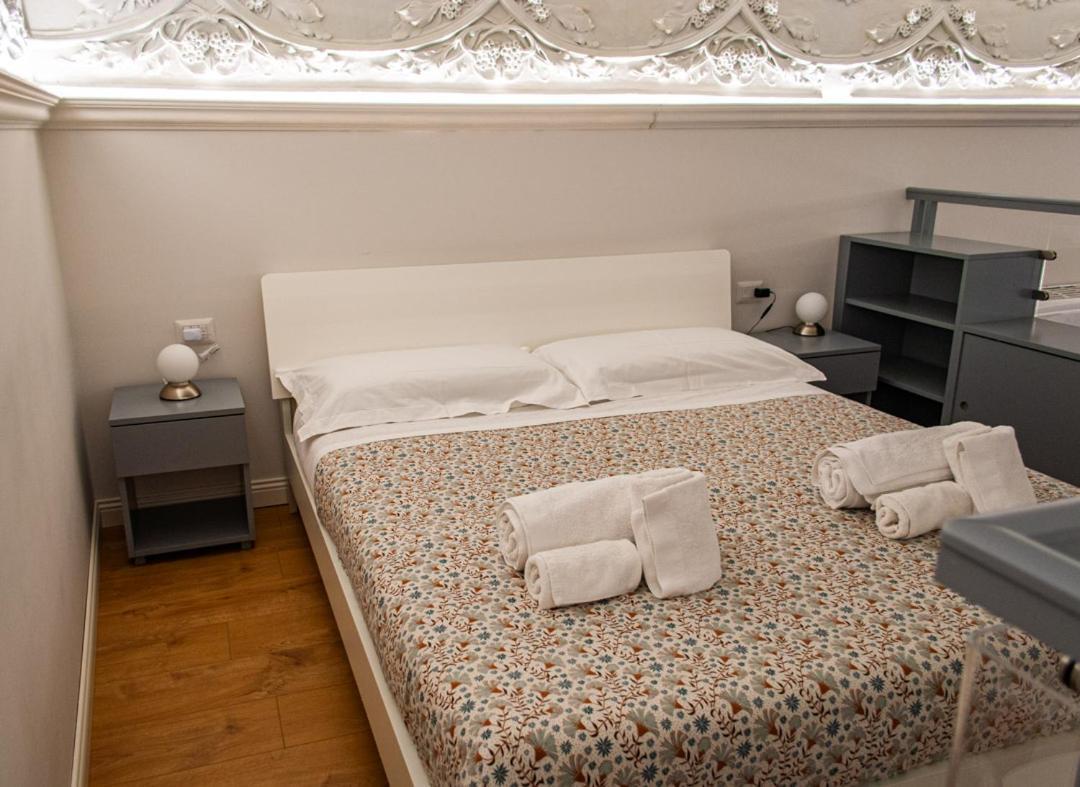 Opera Suites - Tosca Palermo Exteriör bild